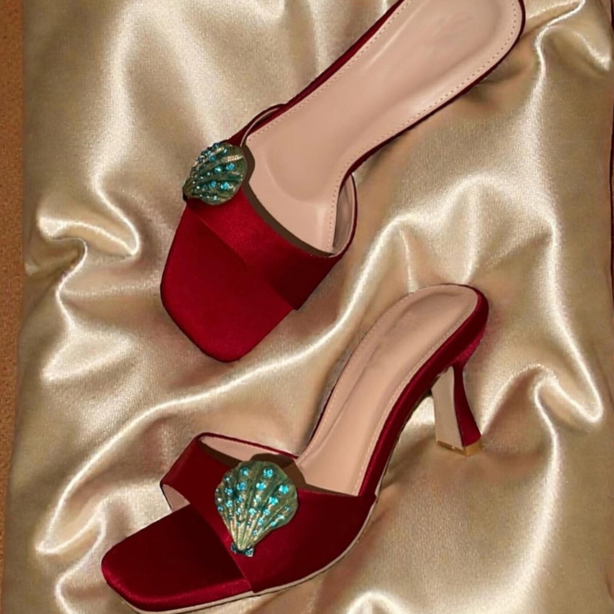 Sandals - Thai Strass-Sandalen mit quadratischer Zehenpartie und