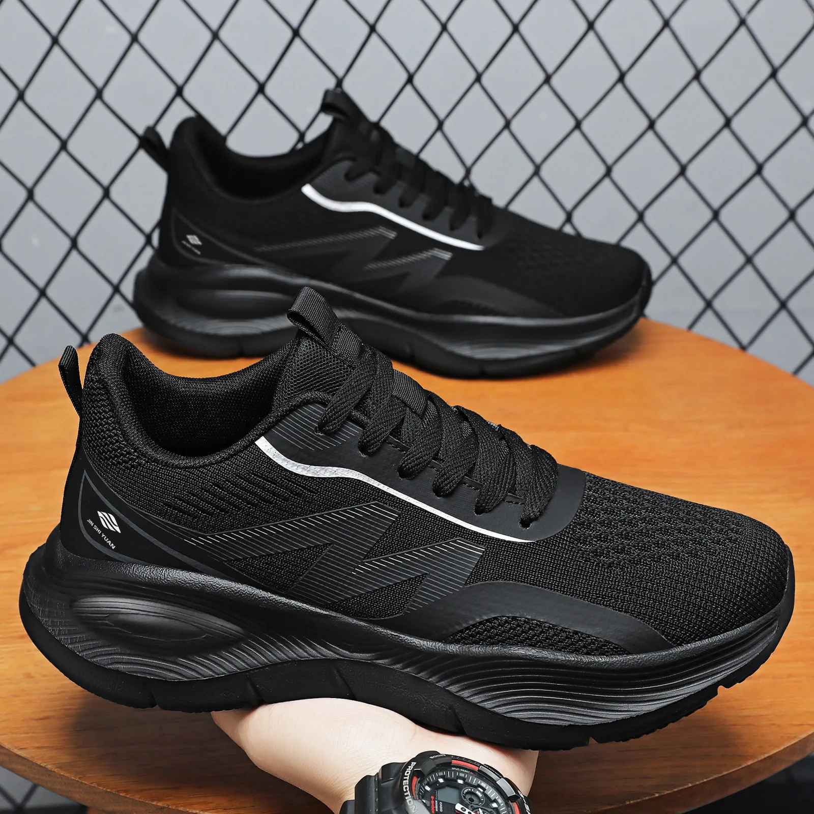Herren-Laufschuhe aus Mesh, le – Shock Absorbing Gym Trainers Bewertung und Preis